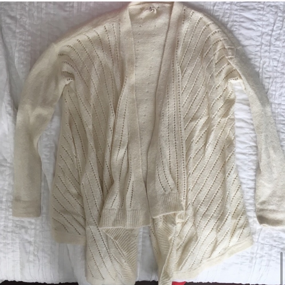*DONATING SOON* LOFT Lou & Grey Flowy Open Sweater - Picture 7 of 8